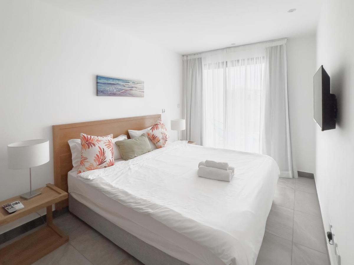 גראנדה באיה Residence Celestial - Premium 3 Bedrooms Villa With Volcanic Stone Pool מראה חיצוני תמונה